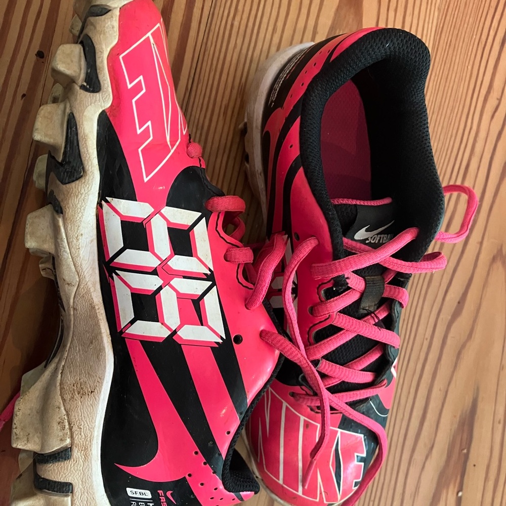 Nike Softball Cleats, Size 2Y